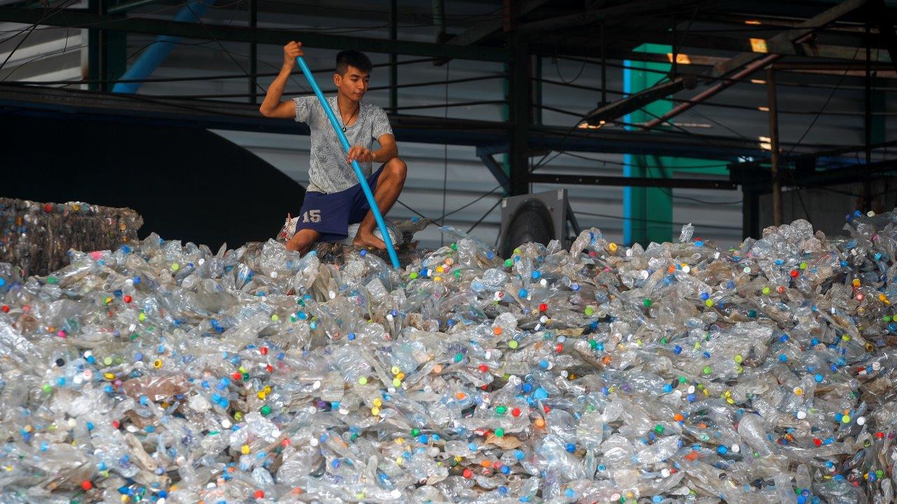 Größte Kunststoff­recyclinganlage Thailands geht an den Start