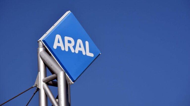 Aral eröffnet Ladekorridor für Elektro-Lkw